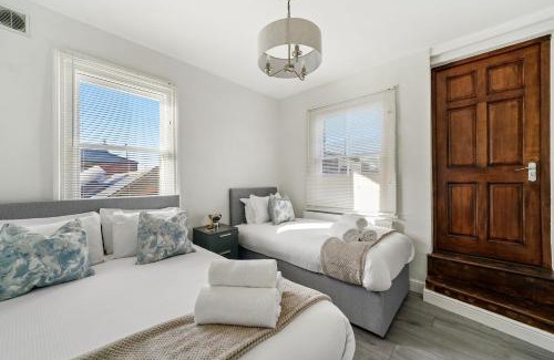 Chiswick Apartment | Deluxe Two Apartment in Chiswick