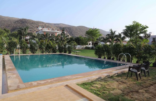 Pushkar Villa | Deluxe Villa at Aravali Hills Resort