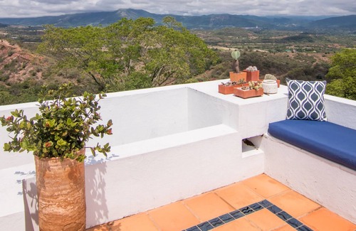 Tocaima Villa | Deluxe Villa Malabar Boutique w/ Pool & 360 Views