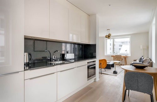 Sihlfeld Apartment | Deluxe Wiedikon 2.0 Room w/Storage & W/D, 3 min to Market, by Blueground