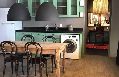 Lafayette Apartment | Demetria Bungalows