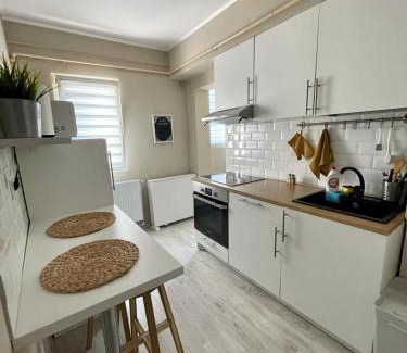 Militari Apartment | Demure Terrace Apartment
