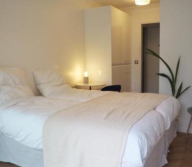 14th Arrondissement Apartment | Denfert Rochereau -Cozy and pleasant stay with terrace