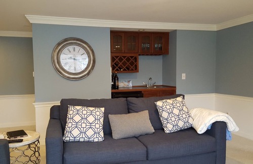 East Dennis House | DENNIS BAYSIDE. GREAT FAMILY VACATION HOME - SHORT DRIVE TO COLD STORAGE BEACH!