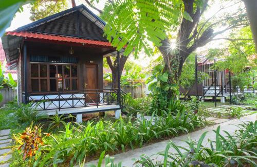 Downtown Siem Reap House | Densy Angkor Bungalow