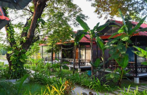 Downtown Siem Reap House | Densy Angkor Bungalow