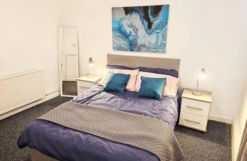 Offerton Apartment | Denton, Manchester