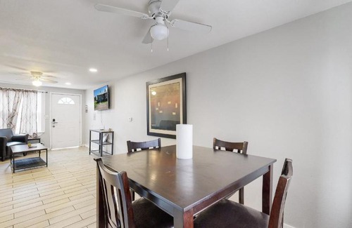 Dupont House | Denver 1 Bedroom w King Bed Dog Friendly Unit