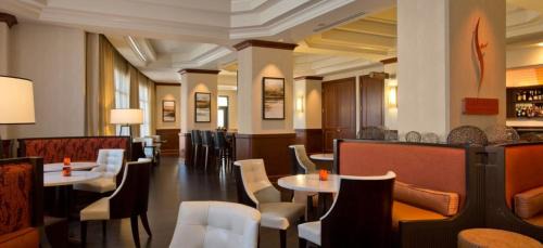 Aurora Hotel | Denver Airport Marriott at Gateway Park