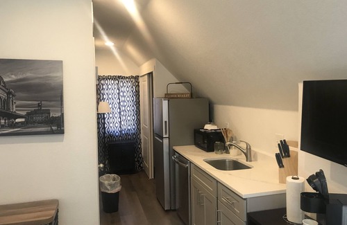 West Highland Apartment | Denver Highlands-Centrally Located