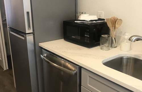 West Highland Apartment | Denver Highlands-Centrally Located