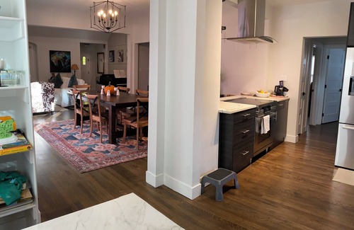 South Park Hill House | Denver-So Park Hill-TOOTHBRUSH & CLOTHES ARE ALL YOU NEED! nSleeps 6-8. Pets OK.