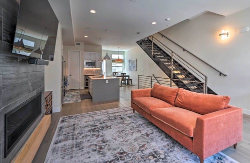 West Colfax Apartment | Denver Townhome w/Rooftop Deck: Walk to Lake