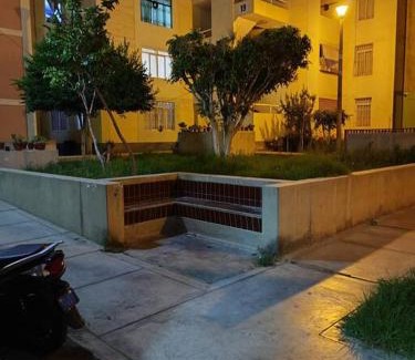 Coronel Gregorio Albarracin Lanchipa Apartment | Departamento 4 camas 3 hab