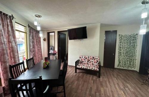 Calzada Madero Apartment | Departamento Colibrí