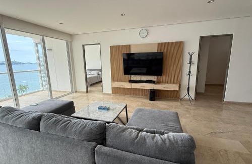 Costa Azul Apartment | Departamento de 4 recámaras con vista al Pacífico