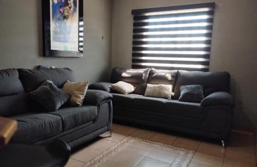 Juarez Municipality Apartment | Departamento Equipado á 3 minutos del Consulado americano 2 RECAMARAS