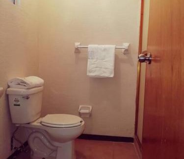 Juarez Municipality Apartment | Departamento Equipado á 3 minutos del Consulado americano 2 RECAMARAS