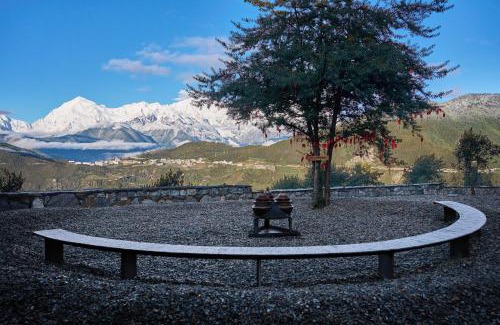 Deqen County Hotel | Deqin Meri Poodom