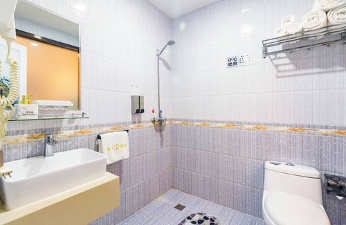 Downtown Beijing Hotel | Dequan HoteTempleofHeaven EastGateBranch