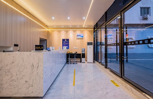 Downtown Beijing Hotel | Dequan HoteTempleofHeaven EastGateBranch