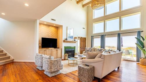 Isle of Palms House | Derby by AvantStay Beautiful Oceanfront Home w Incredible Views
