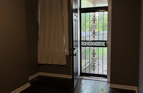 Russell House | Derby City Dwelling 13 minutes to Churchill Downs