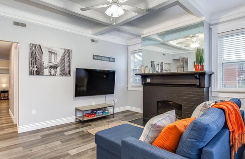 Southside House | Derby Home near SDF & Convention Center