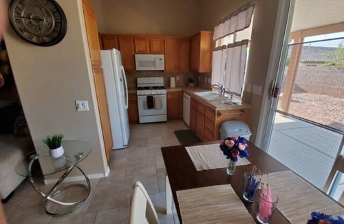 Las Vegas House | Desert beauty with amazing mountain views. Pet Friendly!