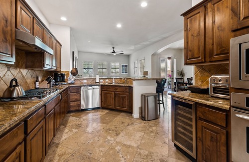 Talon Retreat House | Desert Dream Stay: Tuscan Townhome w/Sunset, Golf & Mountain Views