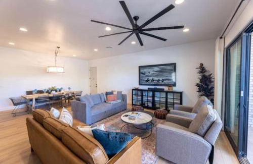 Hurricane House | Desert Haven near Zion with Pool and Hot Tub