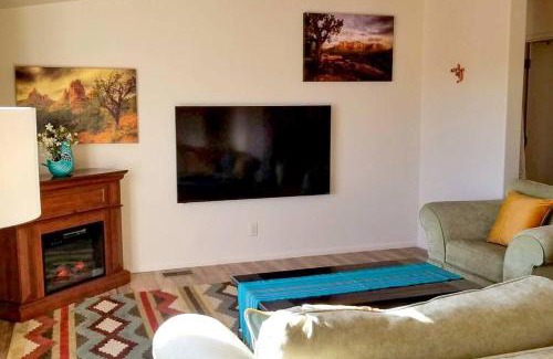 Cornville Apartment | Desert Hillside Lodge 25 mins from Sedona