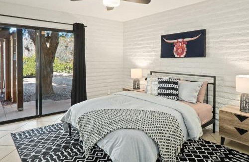 West Sedona House | Desert Luxe Design Fun home with Amazing Views for Family