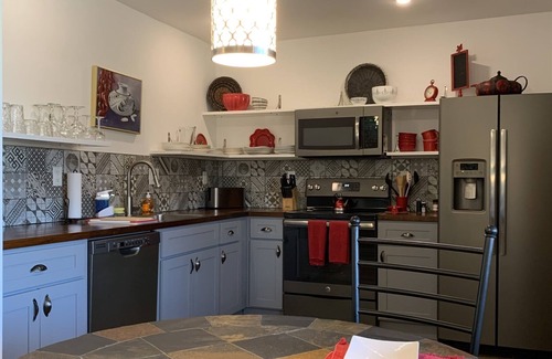 Limberlost House | Desert Morada Casita F: 2 Bedroom 1 Bath Dog Friendly maximum 2-NO OTHER PETS