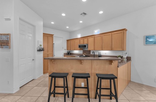 Indio House | Desert Oasis Coachella/Stagecoach Stay Sleeps 8