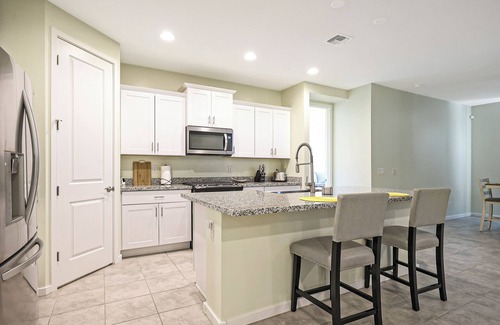 Tolleson House | Desert Oasis Haven
