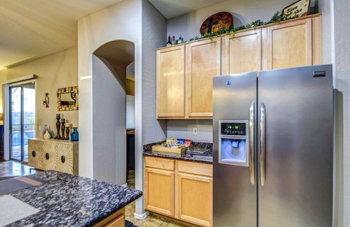Litchfield Park House | Desert Oasis! NHL, NFL, NASCAR, REOSRT, GOLF, and entertainment.