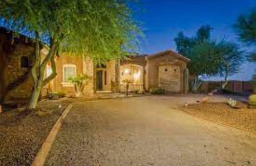 Maricopa County House | Desert Oasis Resort Style w/POOL & Hot Tub - Indoor & Outdoor Games