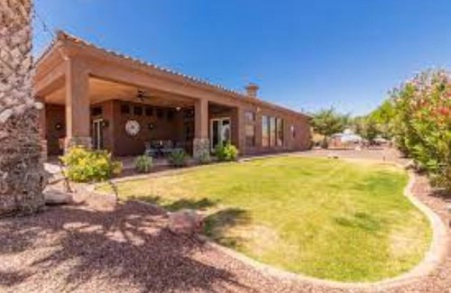 Maricopa County House | Desert Oasis Resort Style w/POOL & Hot Tub - Indoor & Outdoor Games