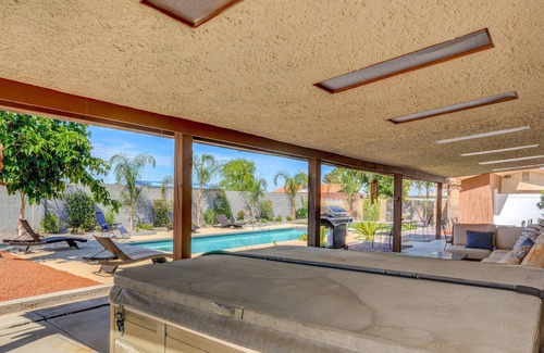 Canyon Gate House | DESERT OASIS RETREAT