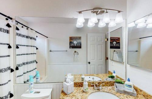 Tatum Ranch House | Desert Paradise in Totem Ranch