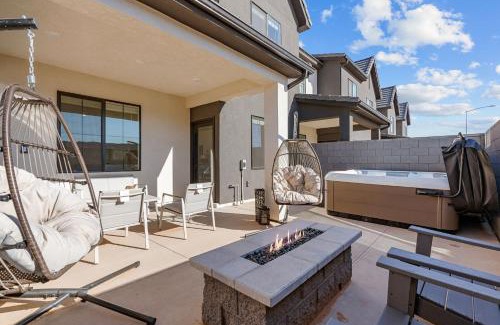 St. George House | Desert Retreat Near Sand Hollow townhouse