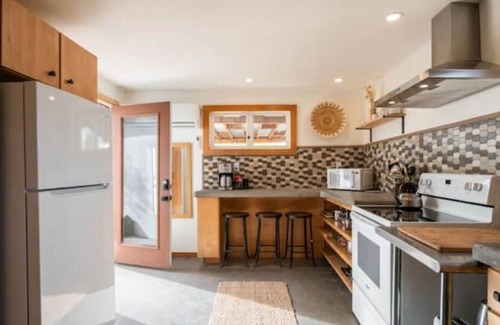 Inland Empire House | Desert's Edge