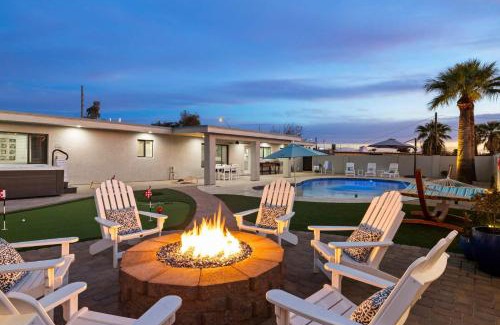 Central Scottsdale House | Desert Willow - Pool Spa Pickleball Basketball Court Plus Firepit & Putting Green