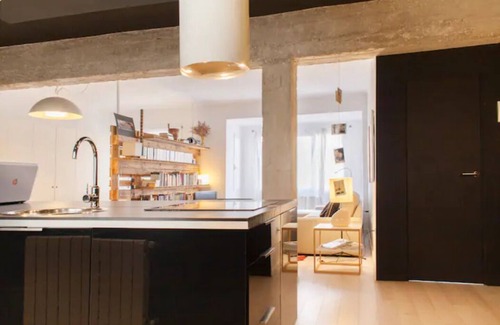 Ensanche Diputacion Apartment | Design apartment for telecommuting and/or vacations.