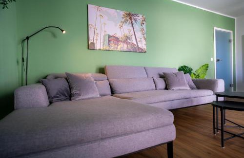 Loebtau Apartment | Design Apartment - Balkon - Induktionskochfeld - Zentral