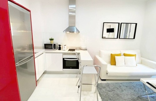 Sol Apartment | Design apartment in Plaza Mayor 2 I