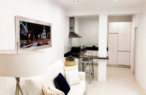 Sol Apartment | Design apartment in Plaza Mayor 3D