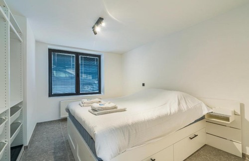 Strop Apartment | Design Studio Gent modern en stijlvol met terras