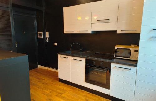Casoretto Apartment | Designed 2 rooms in Milan urban with AC, WiFi and Subway